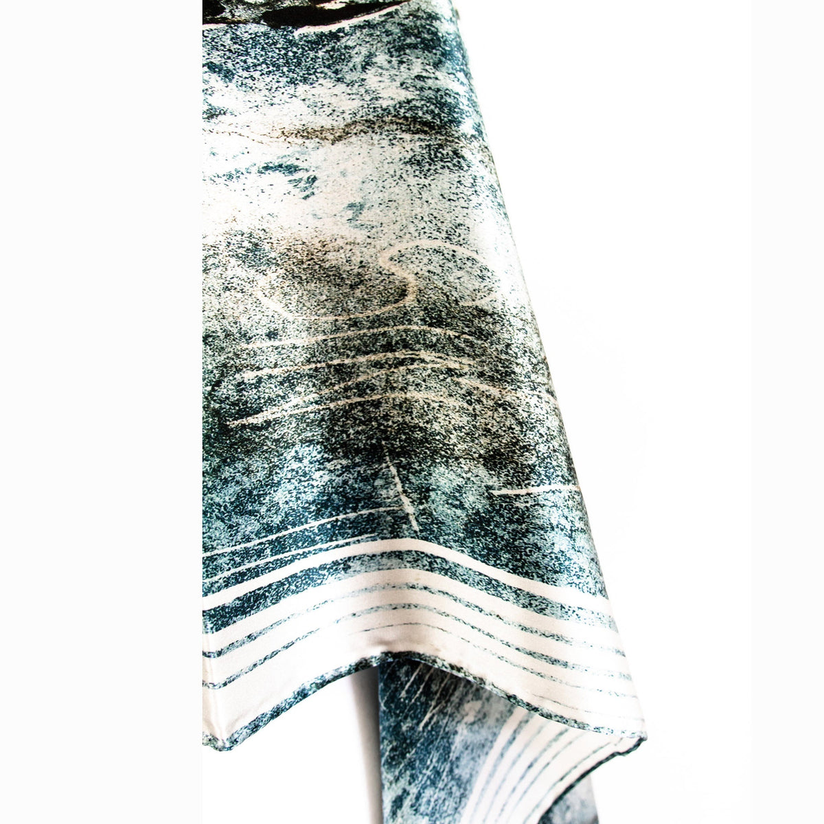 Portrait of a Lady | Satin Silk - Mila+Mate
